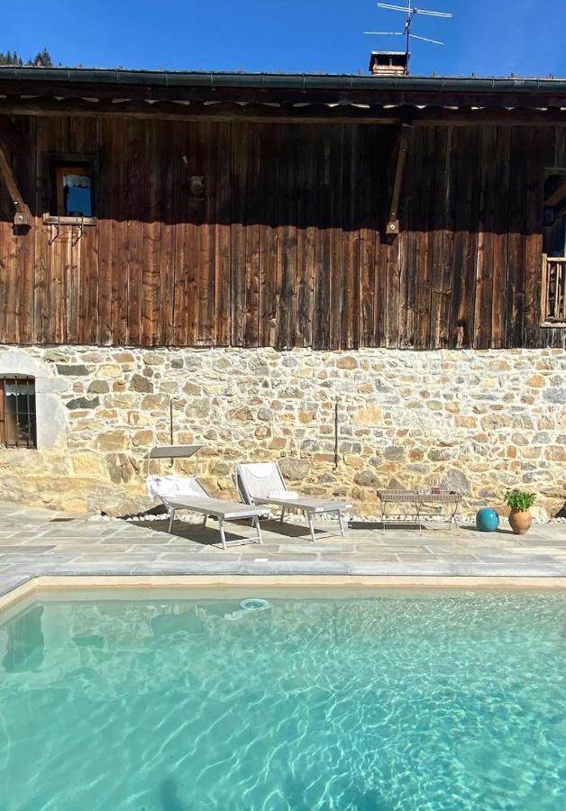 La Ferme Des Cousines Saint-Sigismond (Haute-Savoie) Exterior foto