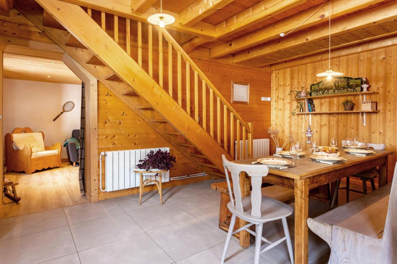 La Ferme Des Cousines Saint-Sigismond (Haute-Savoie) Exterior foto